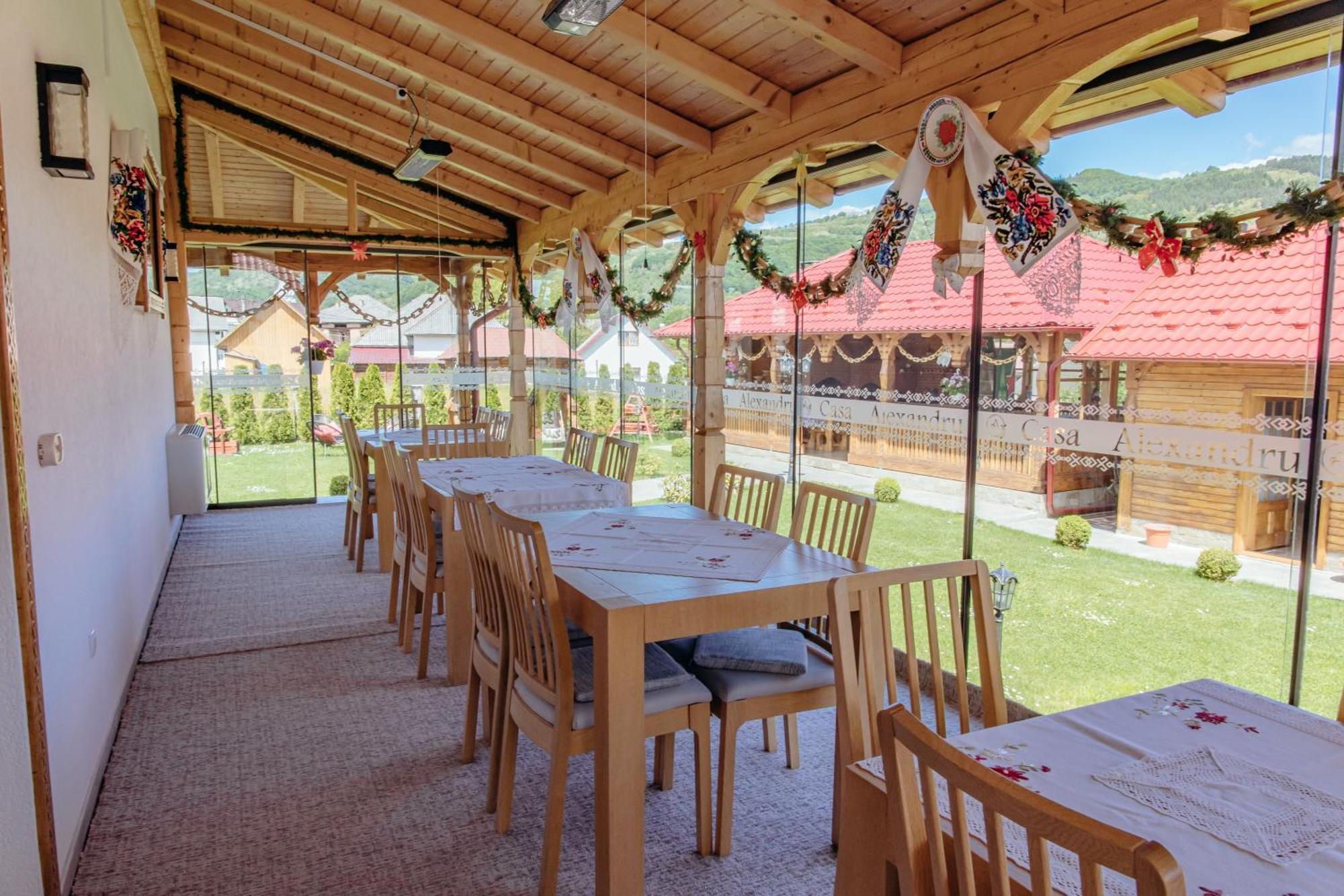 Hotel Casa Alexandru - Locul In Care Te Simti Acasa Viseu de Jos Exteriér fotografie